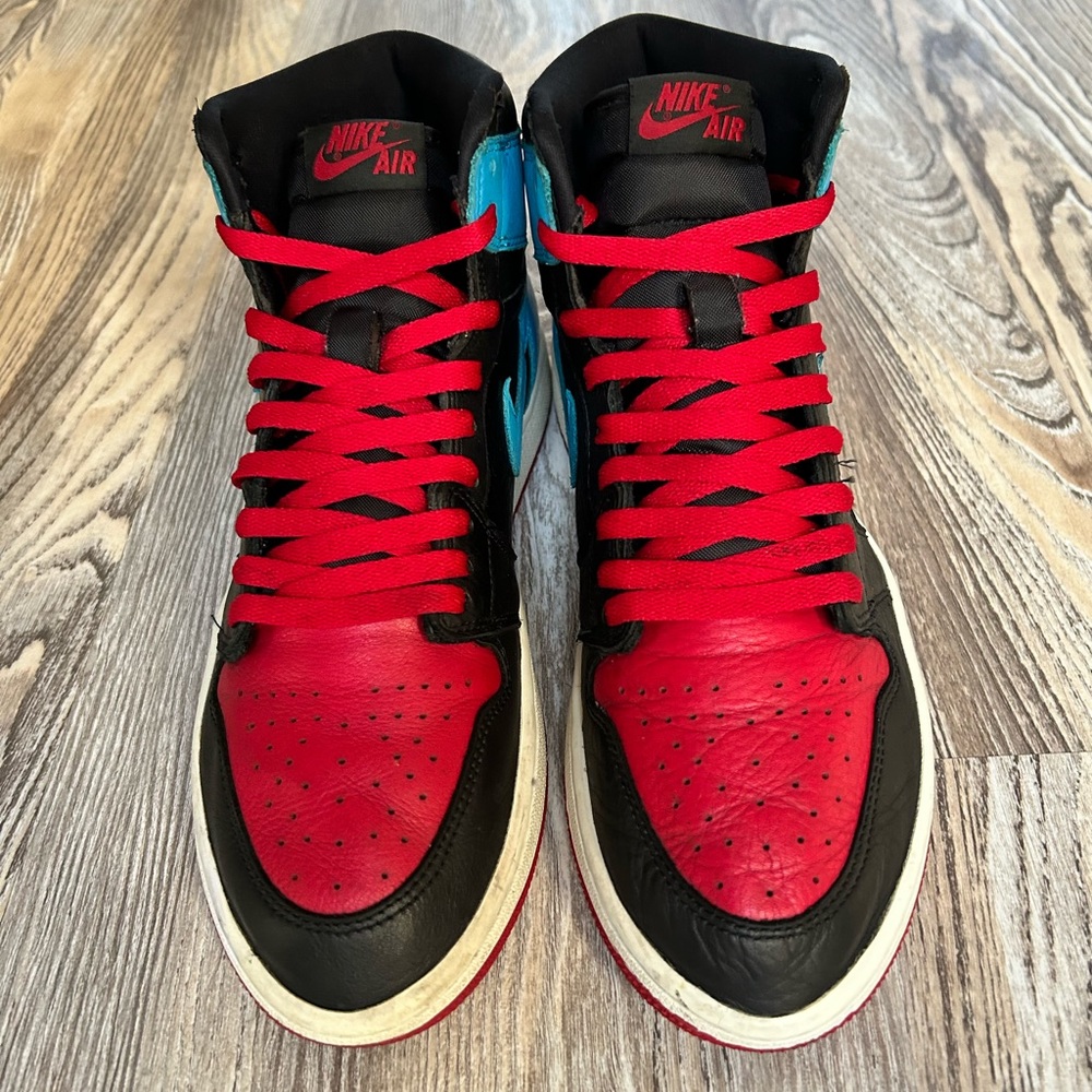 Size 11.5 WOMANS size 9 MEN-Air Jordan NYC To CHI USED